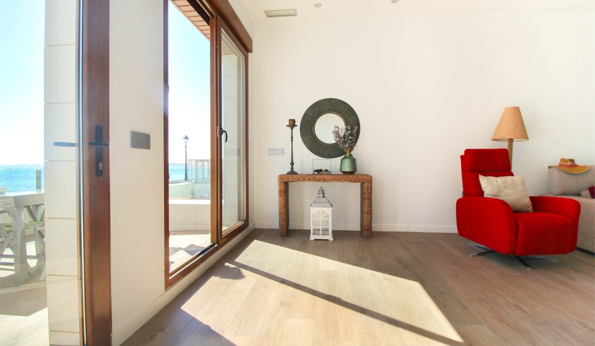 Resale - Townhouse - Los Alcazares