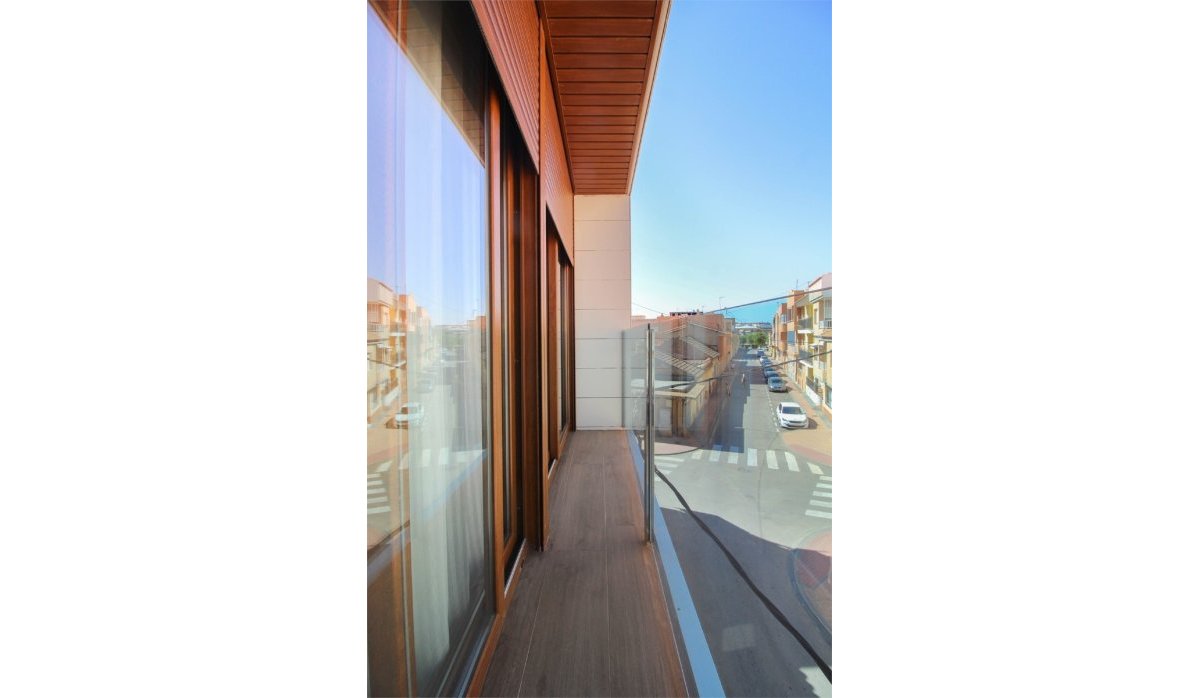 Resale - Townhouse - Los Alcazares