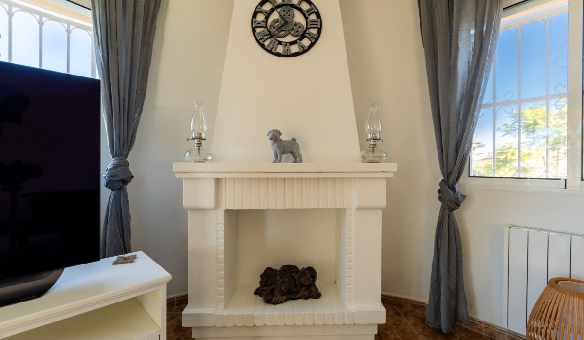 Resale - Villa - Benijofar