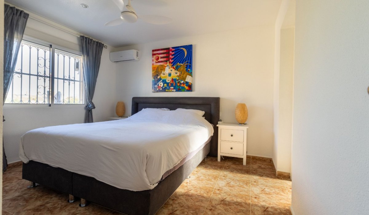 Resale - Villa - Benijofar