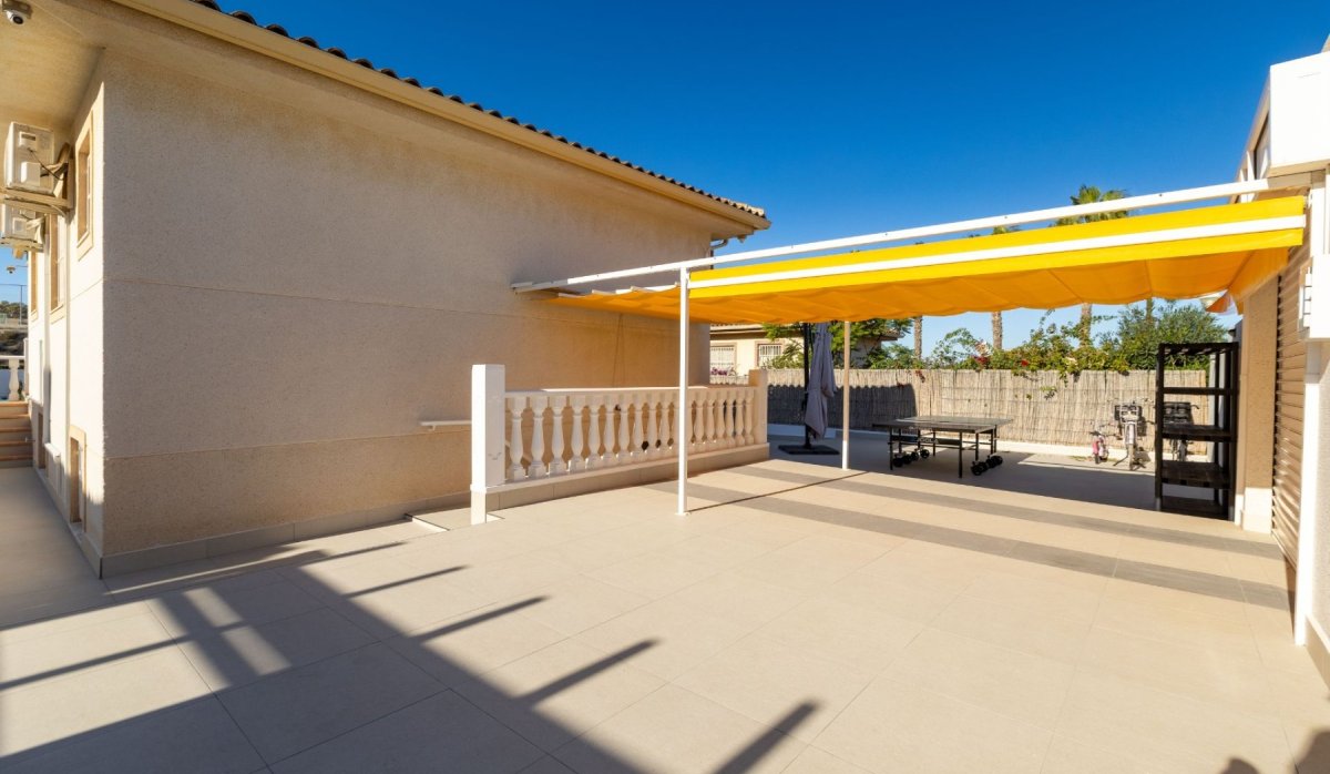 Resale - Villa - Benijofar