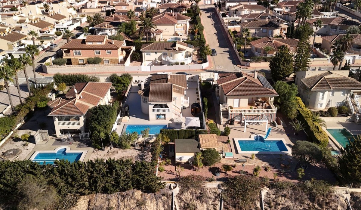 Resale - Villa - Benijofar