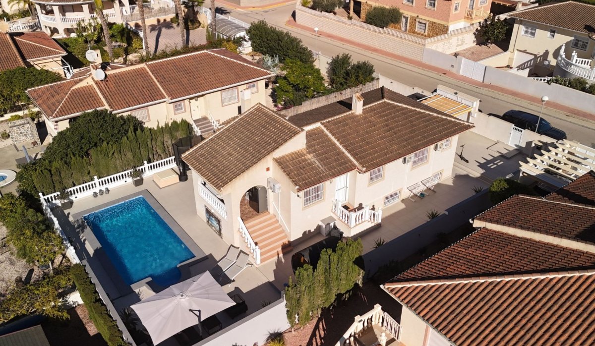 Resale - Villa - Benijofar