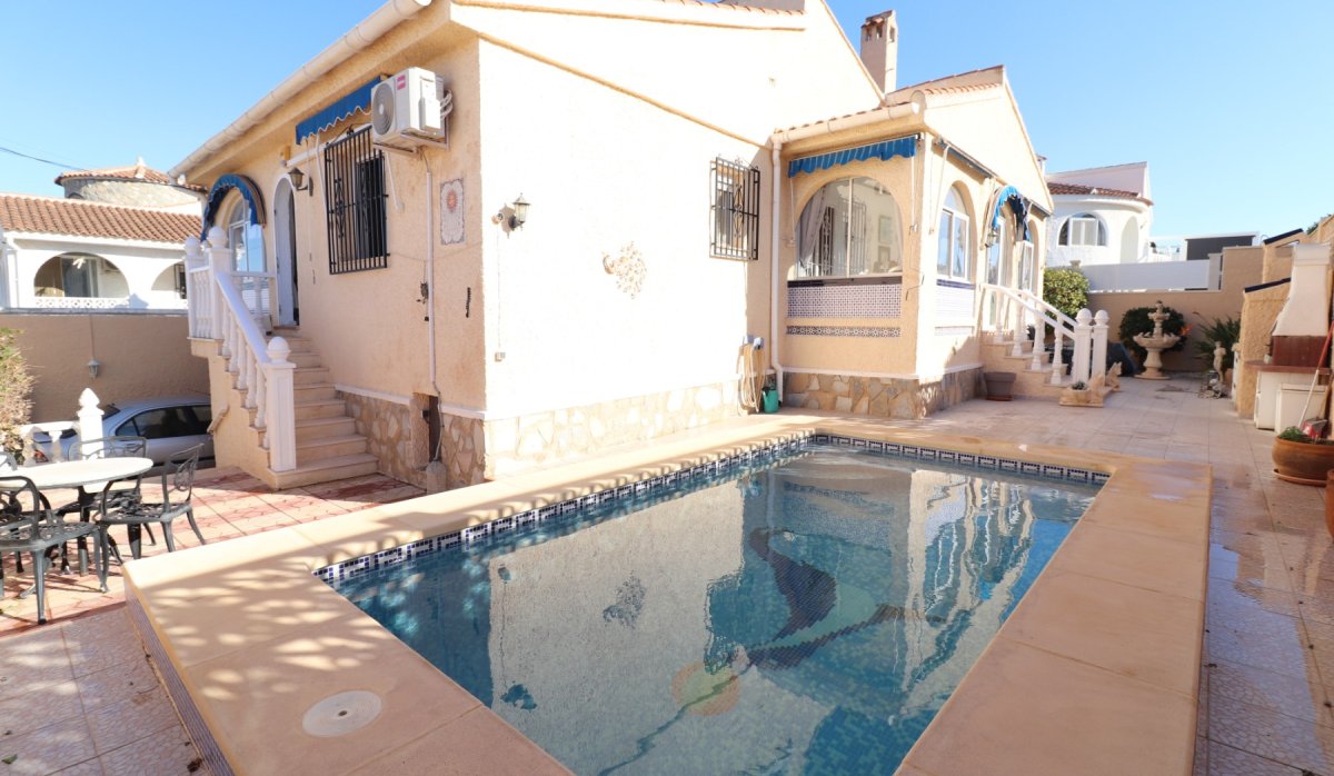 Resale - Villa - Benijofar