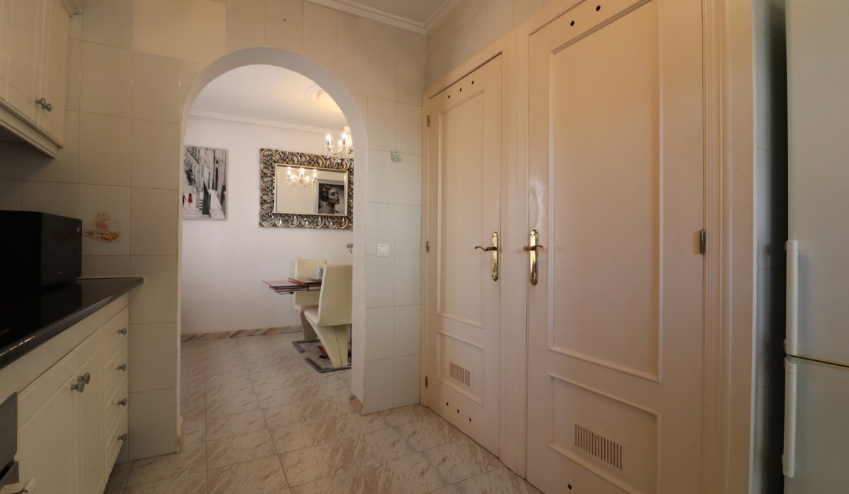Resale - Villa - Benijofar