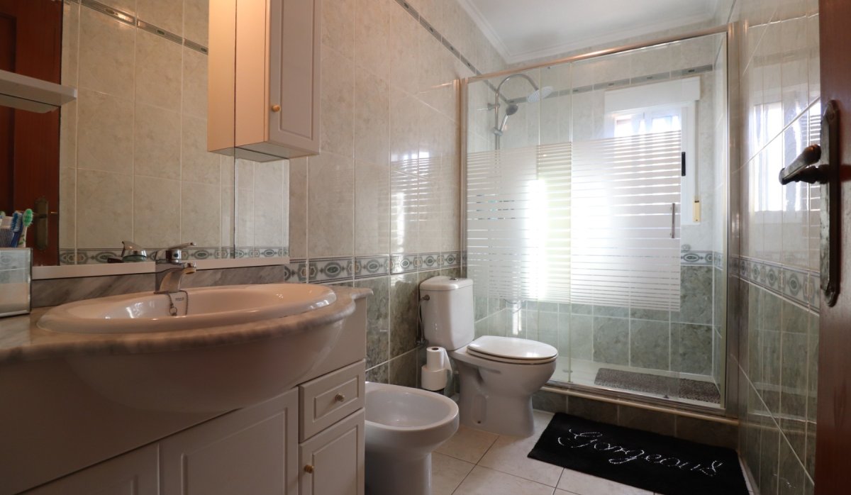 Resale - Villa - Benijofar