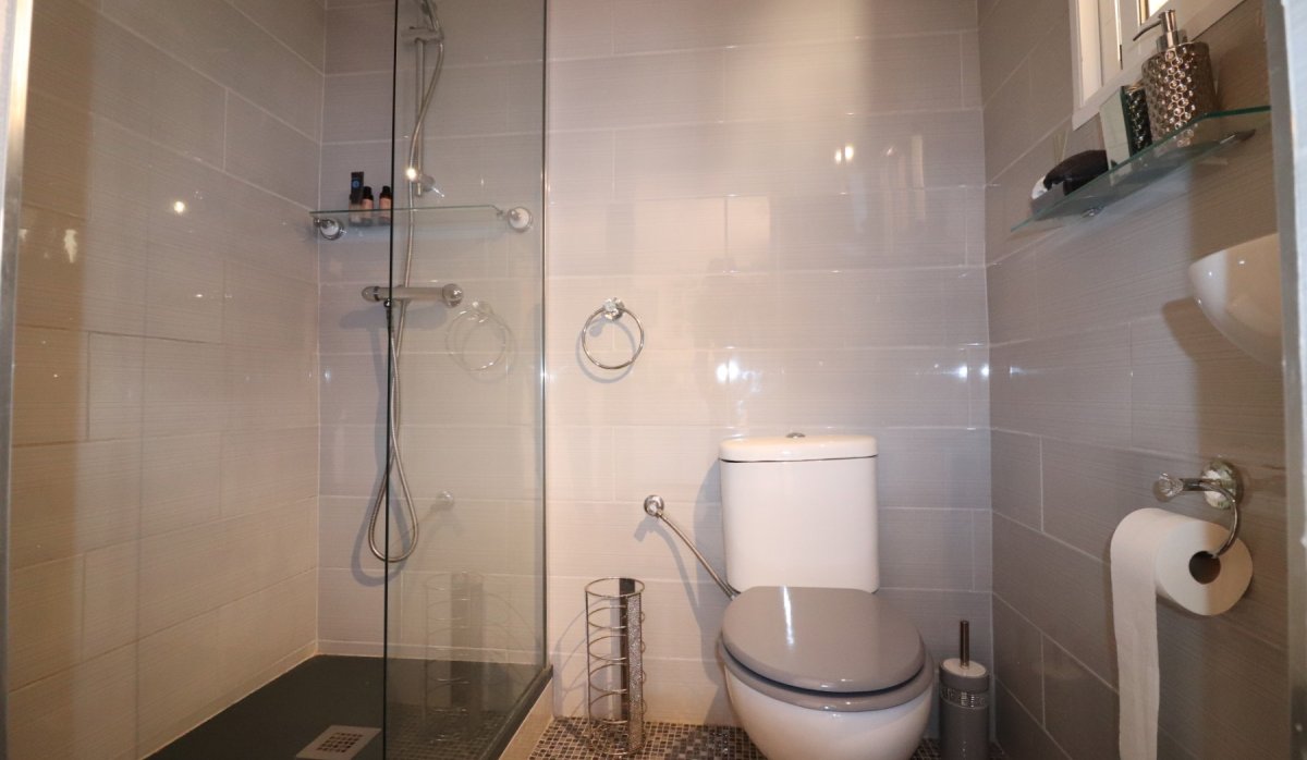 Resale - Villa - Benijofar