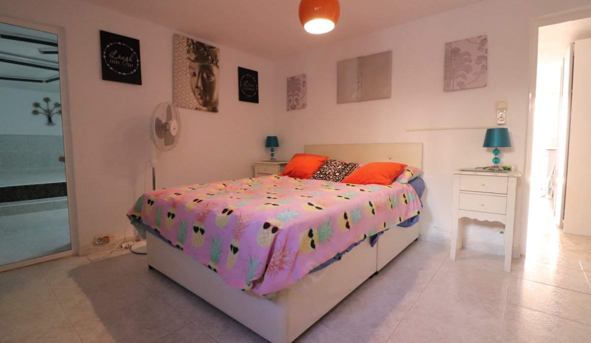 Resale - Villa - Benijofar
