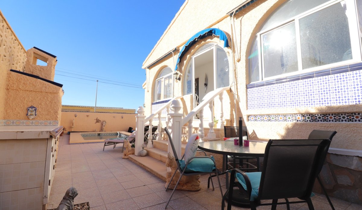 Resale - Villa - Benijofar