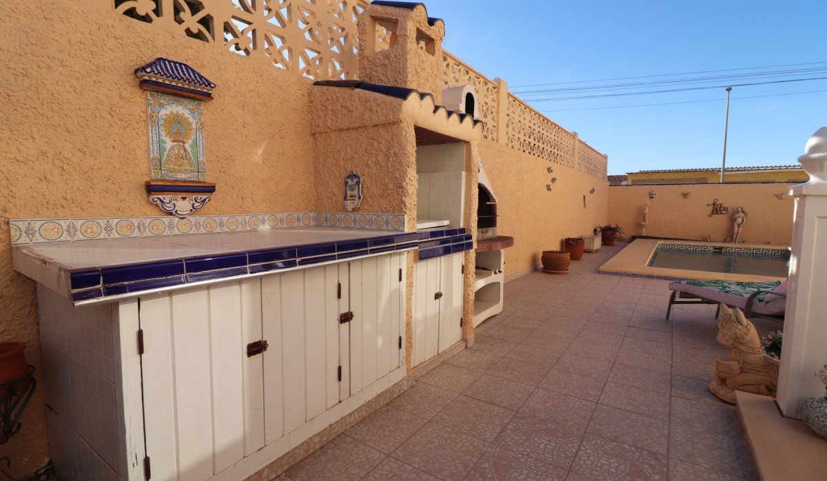 Resale - Villa - Benijofar