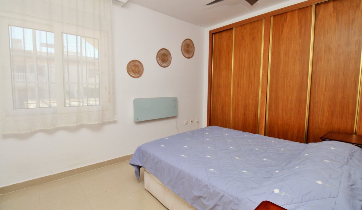 Reventa - Apartment - Villamartín - PAU 8