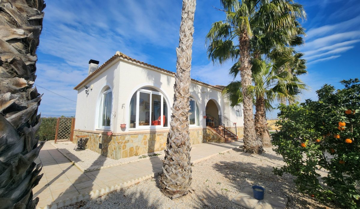 Resale - Villa - Catral