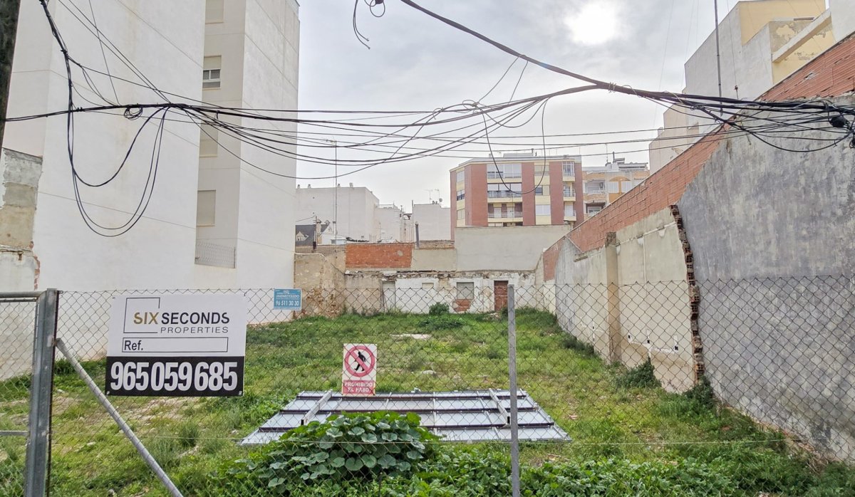 Revente - Parcelle / Terrain - Guardamar del Segura