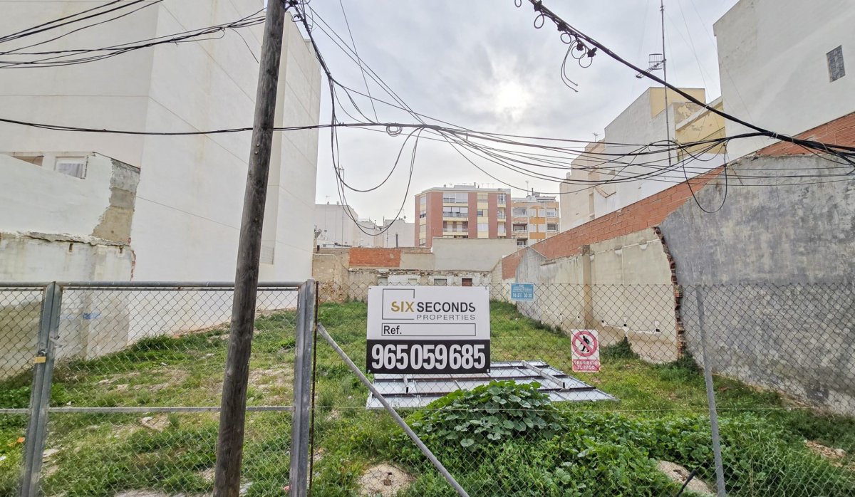 Revente - Parcelle / Terrain - Guardamar del Segura