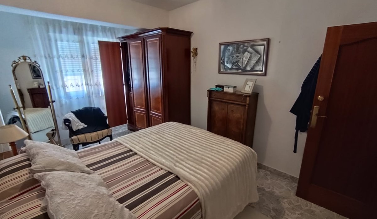 Reventa - Apartamento / piso - Torrevieja - Center