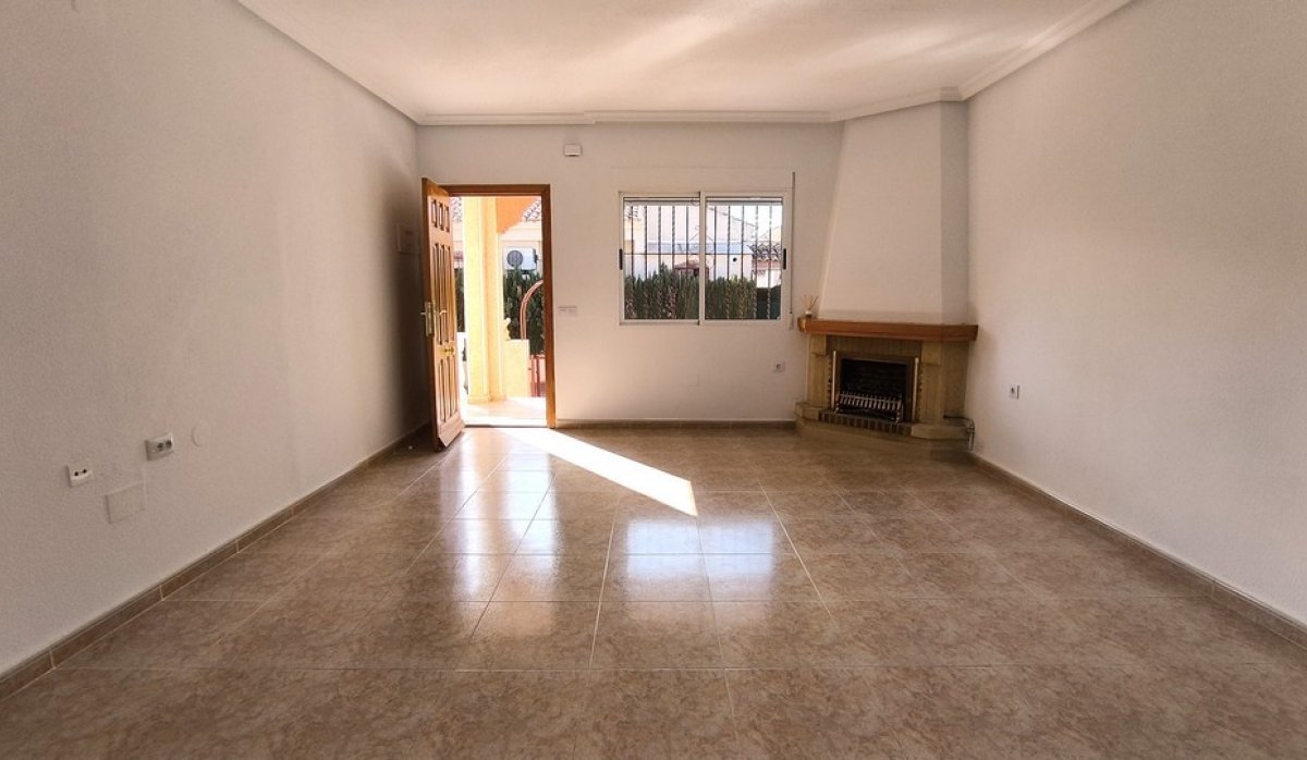 Reventa - Villa - Algorfa - Montemar - Saint Andrews Heights