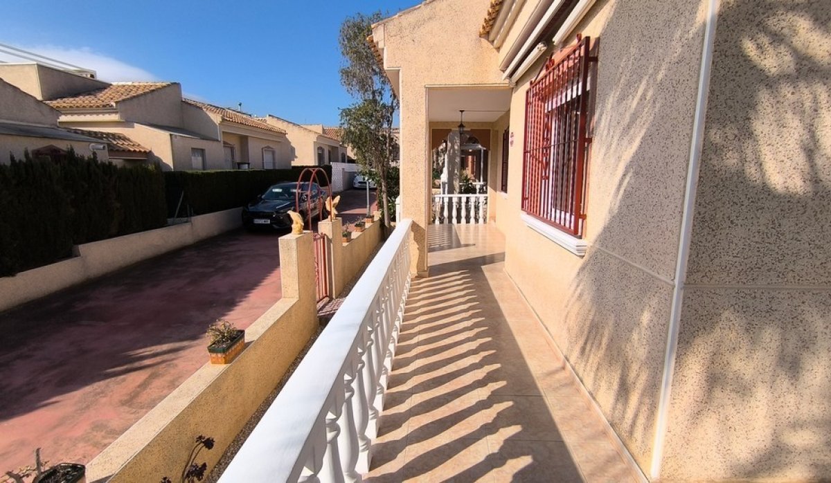 Reventa - Villa - Algorfa - Montemar - Saint Andrews Heights