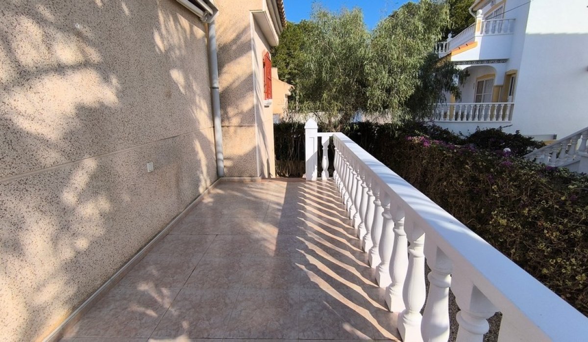 Resale - Villa - Algorfa - Montemar - Saint Andrews Heights