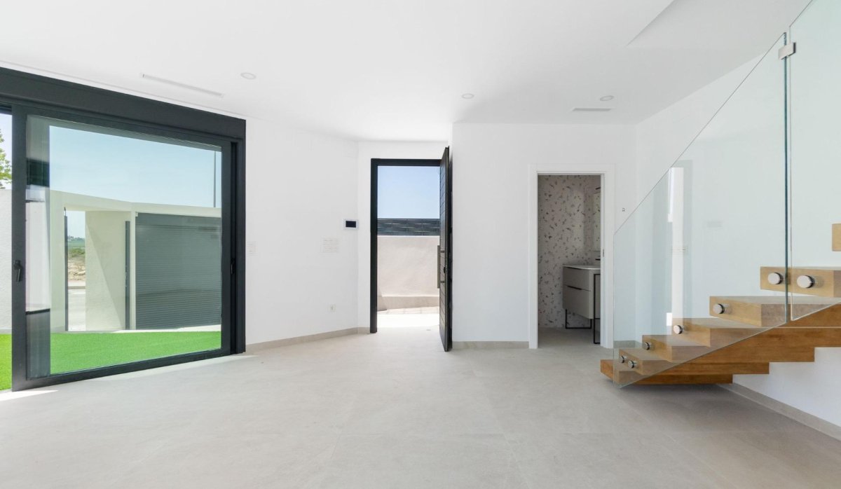 Obra nueva - Villa - Benijofar