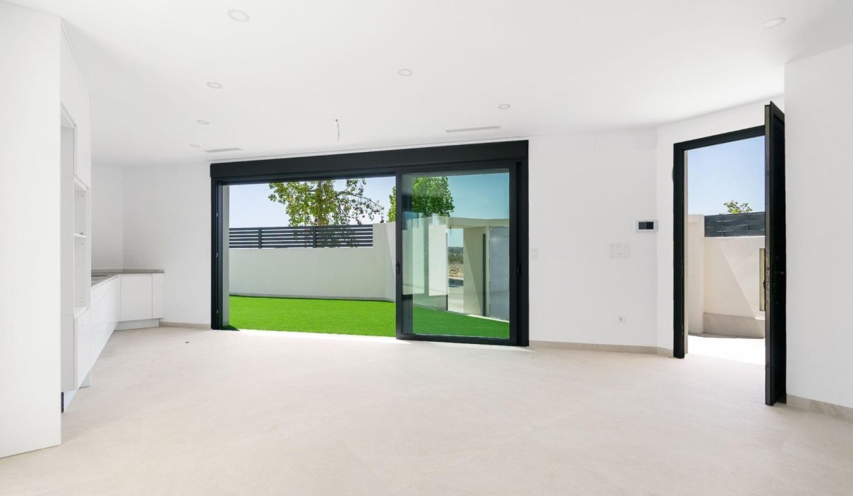 Obra nueva - Villa - Benijofar