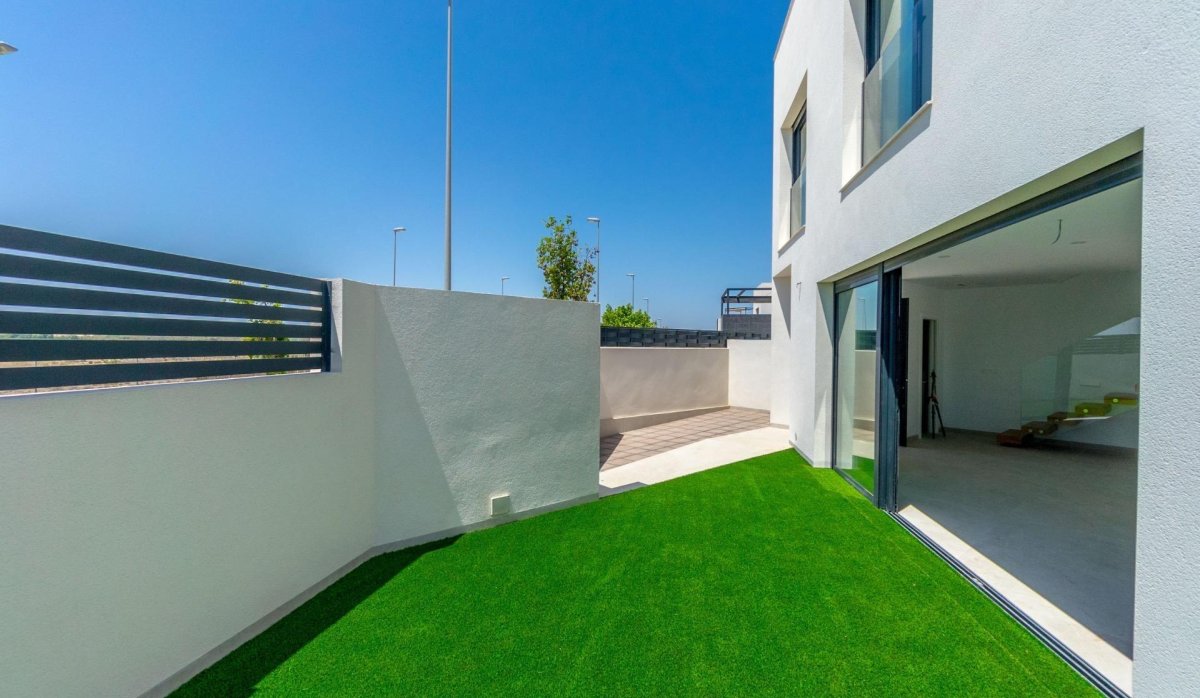 Obra nueva - Villa - Benijofar