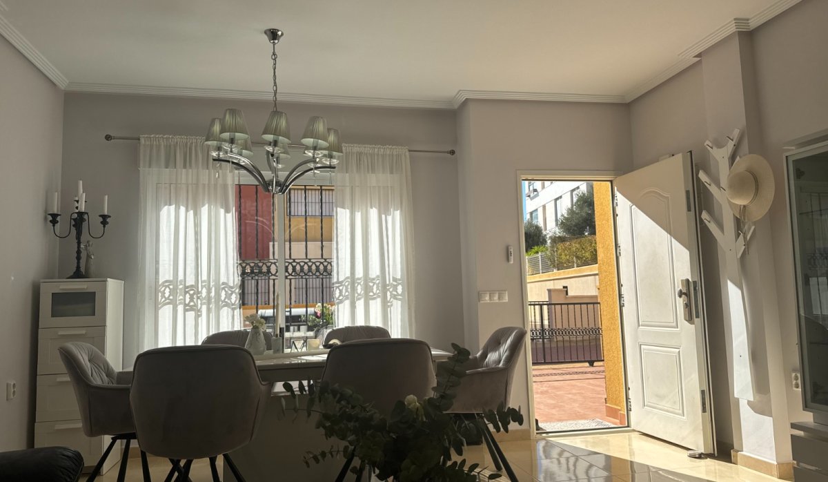 Resale - Townhouse - Orihuela Costa - Villamartín