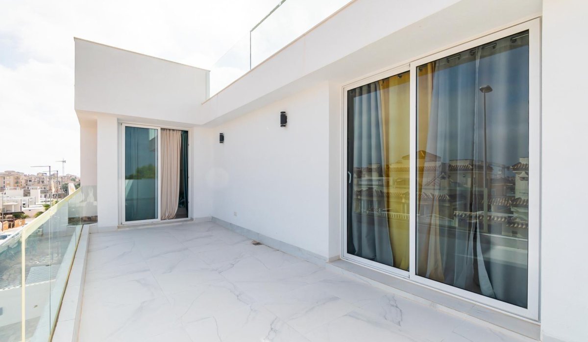 Obra nueva - Villa - Orihuela Costa - PAU 26