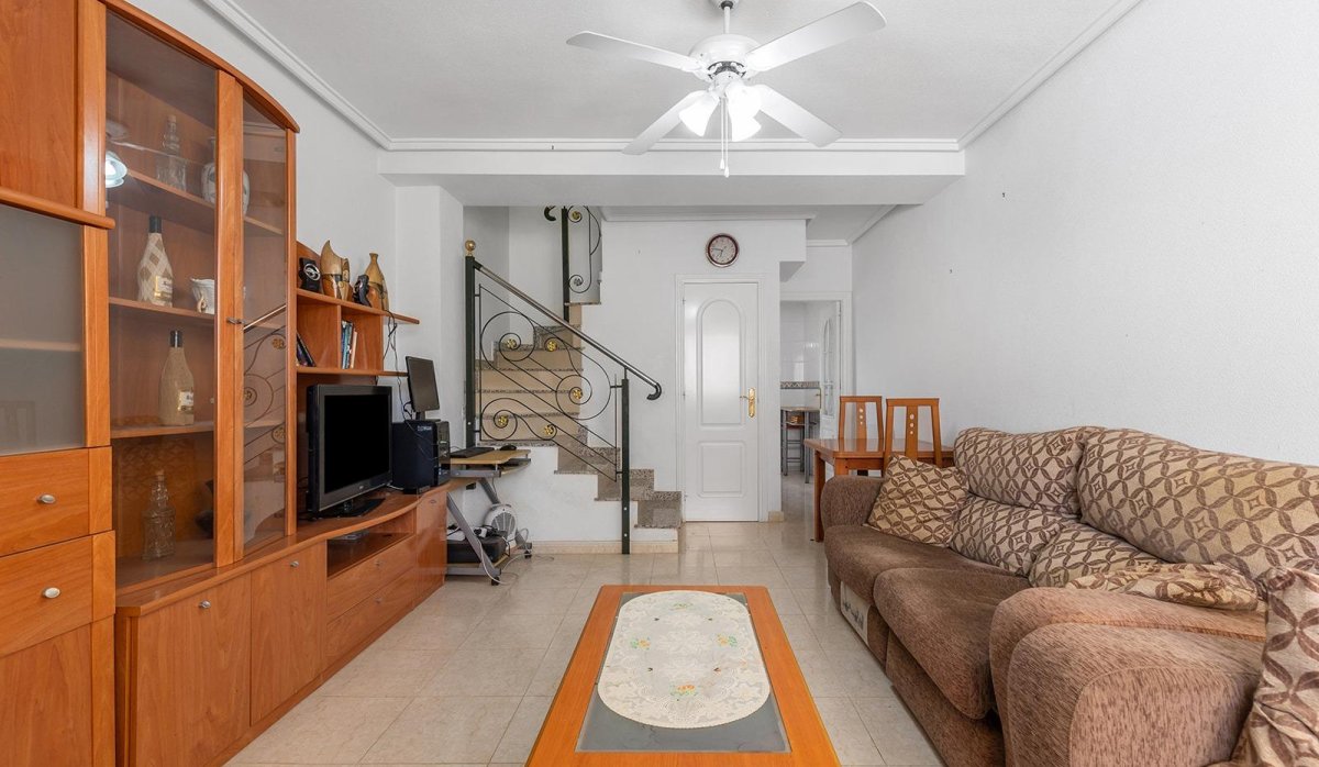 Resale - Townhouse - Ciudad quesada - Doña Pepa