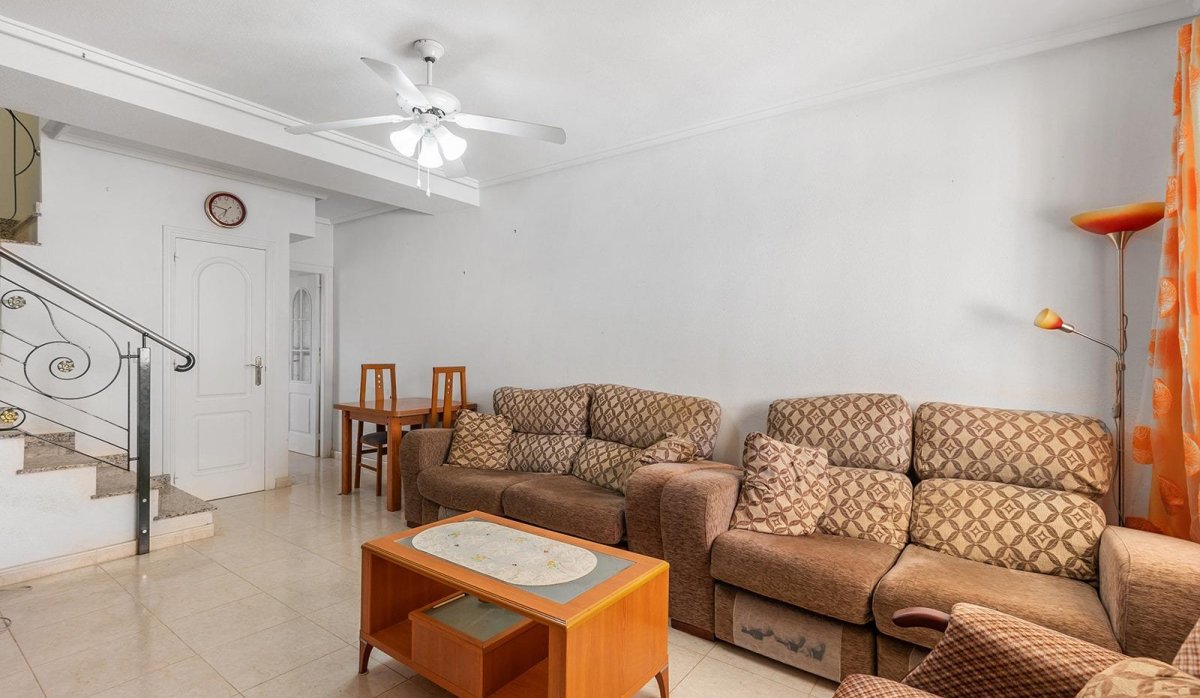 Resale - Townhouse - Ciudad quesada - Doña Pepa