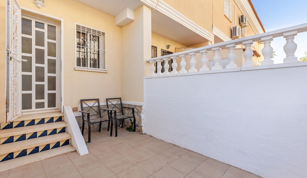 Resale - Townhouse - Ciudad quesada - Doña Pepa