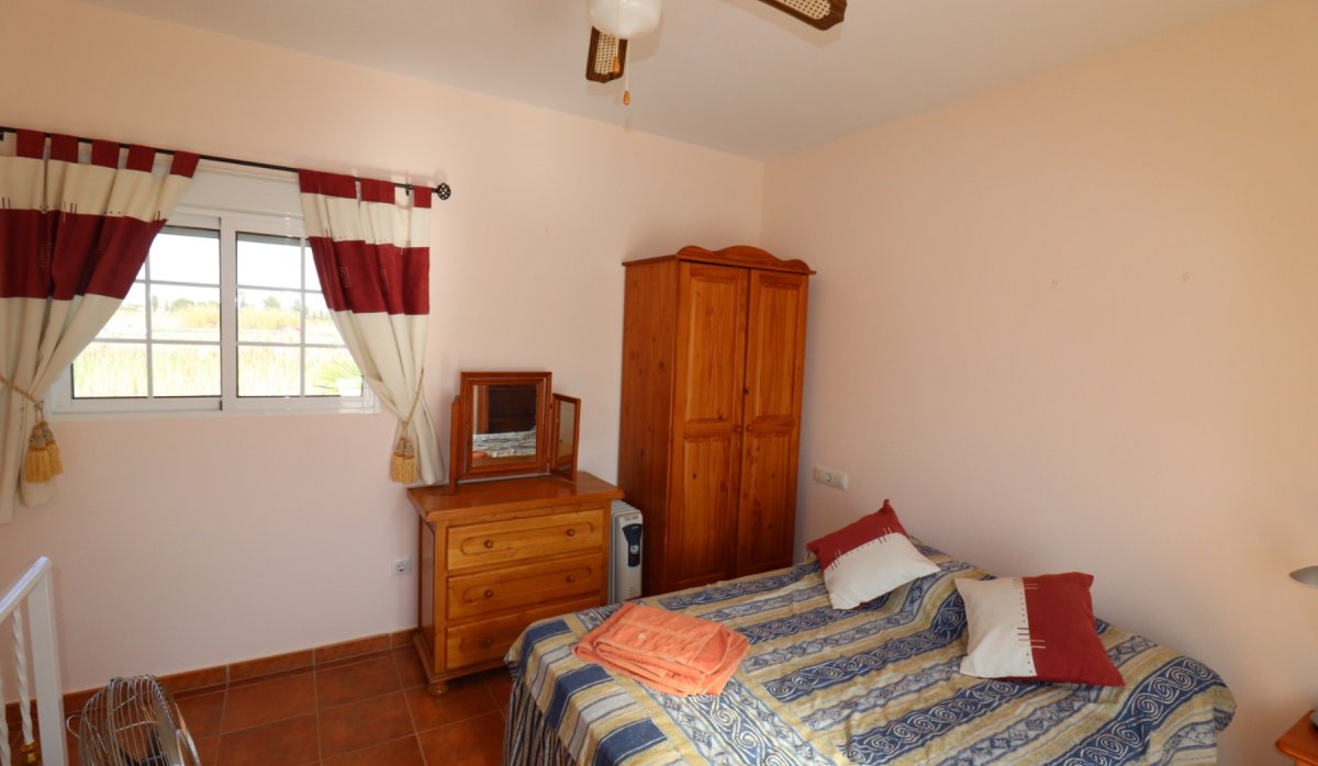 Resale - Villa - Catral