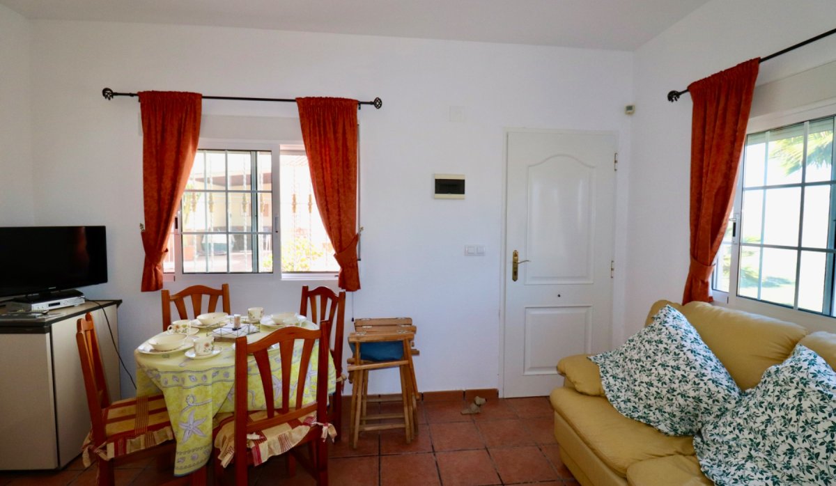 Resale - Villa - Catral