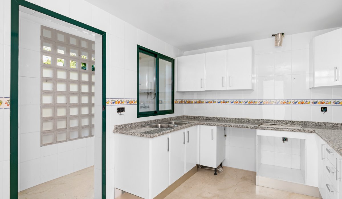 Resale - Apartment / flat - Altea