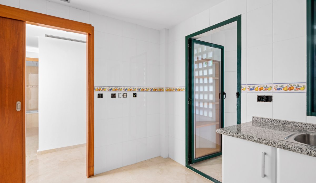 Resale - Apartment / flat - Altea