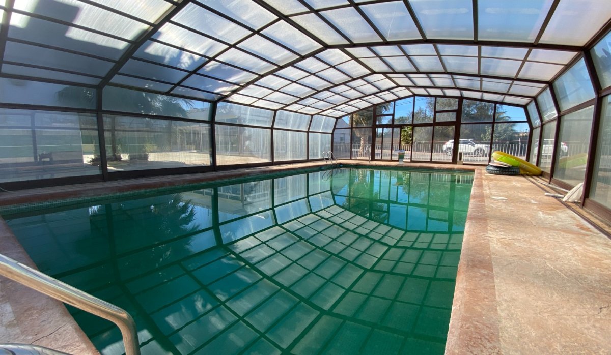 Resale - Villa - Sax