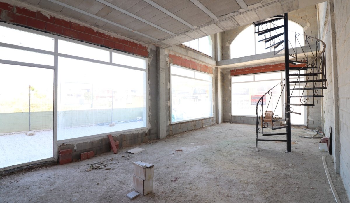 Resale - Commercial - Benimar - Benimar II