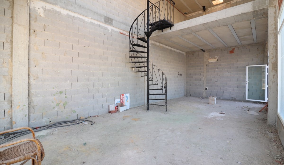 Resale - Commercial - Benimar - Benimar II