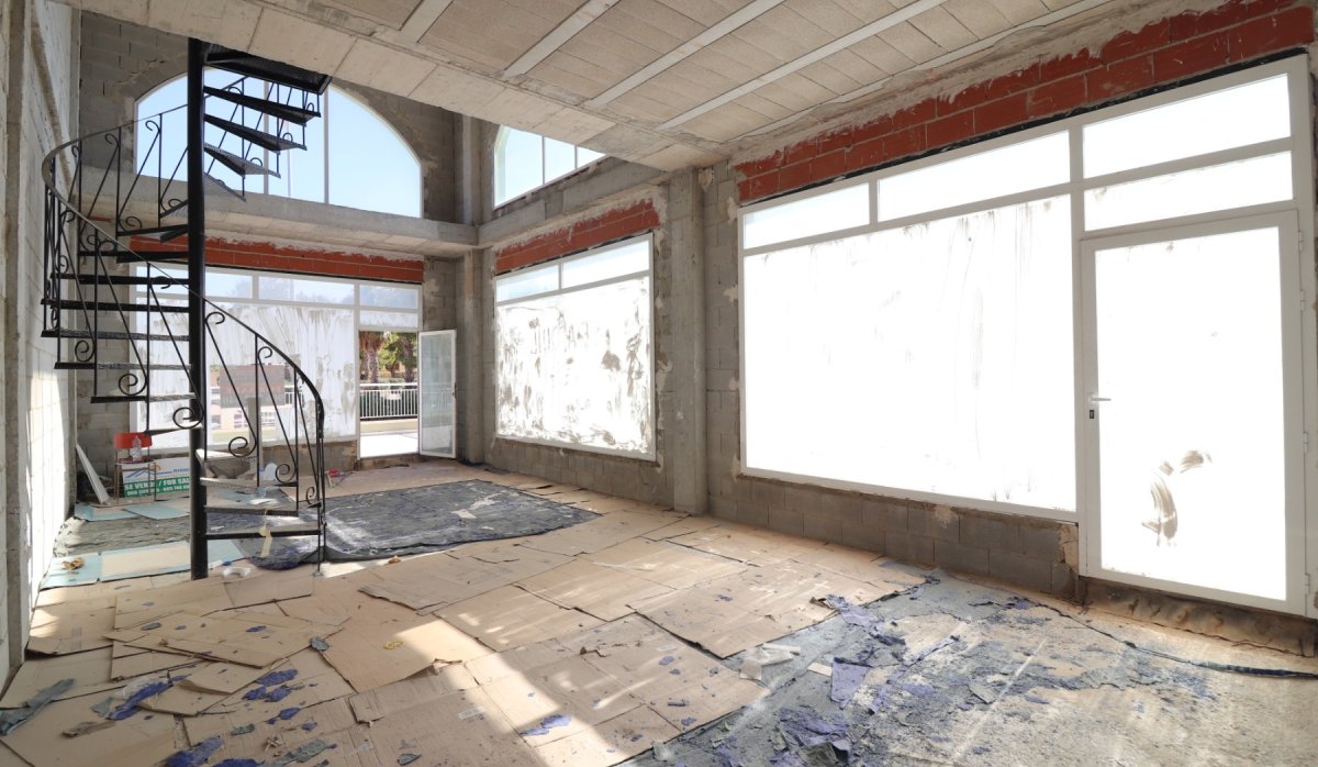 Resale - Commercial - Benimar - Benimar II