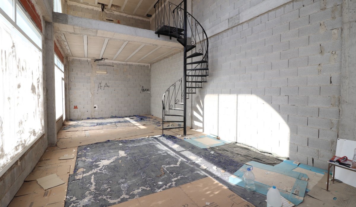 Resale - Commercial - Benimar - Benimar II