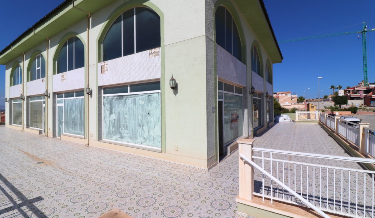 Reventa - Comercial - Benimar