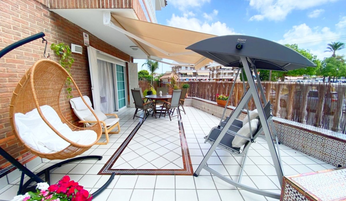 Reventa - Villa - Los Alcazares