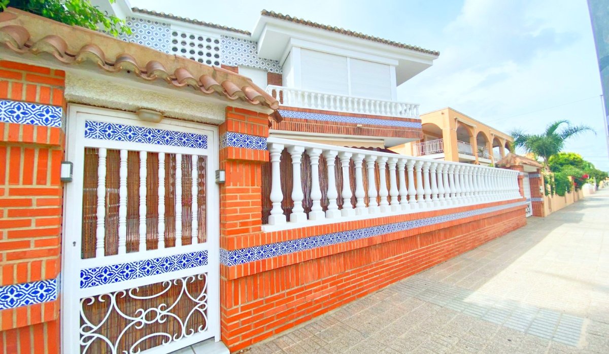 Reventa - Villa - Los Alcazares