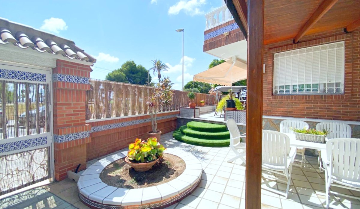 Reventa - Villa - Los Alcazares