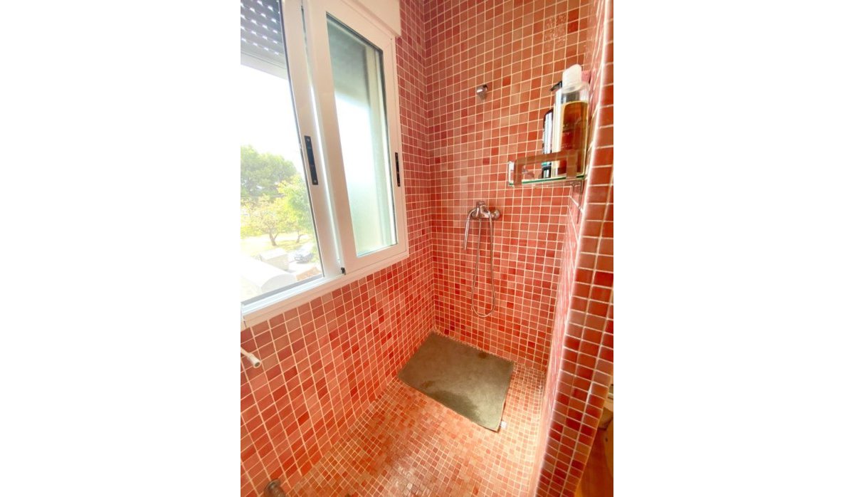 Reventa - Villa - Los Alcazares