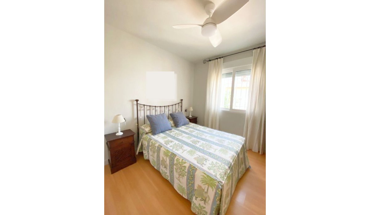 Reventa - Villa - Los Alcazares