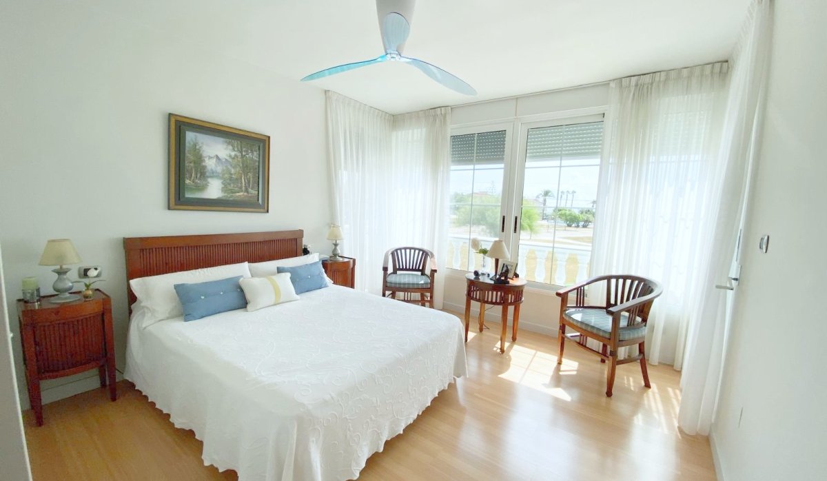 Reventa - Villa - Los Alcazares