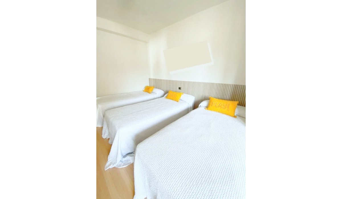 Reventa - Villa - Los Alcazares