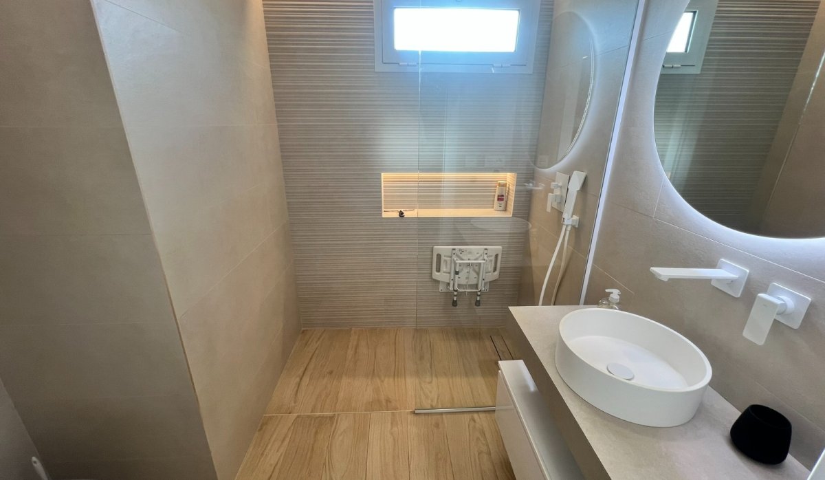 Reventa - Apartamento / piso - Guardamar del Segura