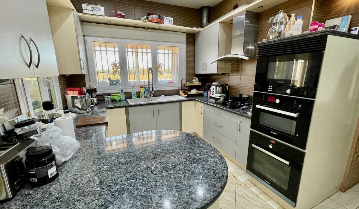 Resale - Villa - Guardamar del Segura