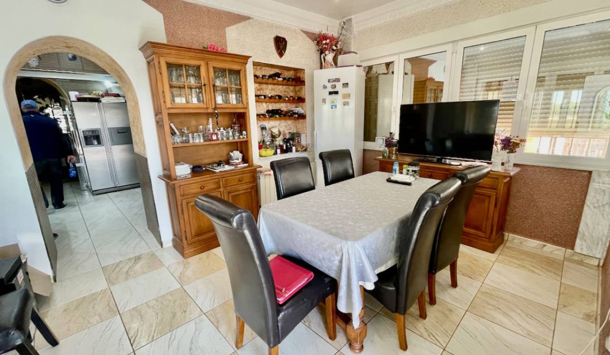Resale - Villa - Guardamar del Segura